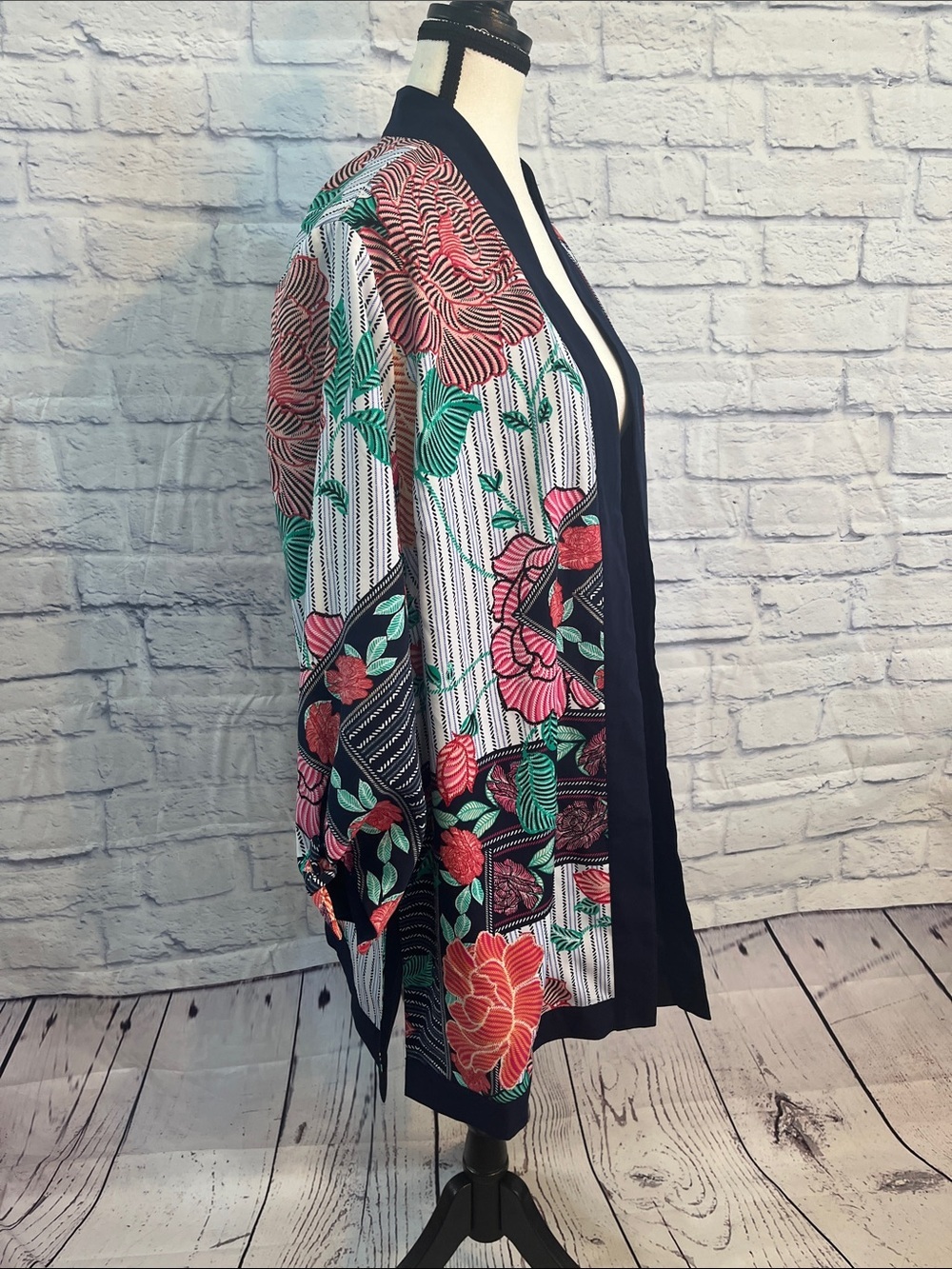 Chico’s Reversible Kimono Duster Floral/Solid Navy Chicos 3 XL Open Front Boho - Picture 6 of 13